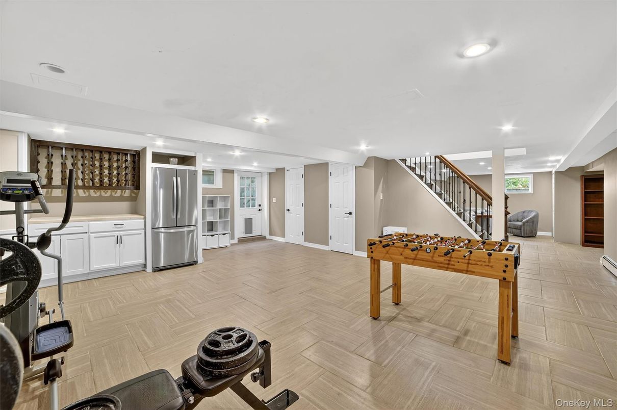 Fitness Equipment, Game Room, Interior, Recessed Lighting, Wood Texture Flooring