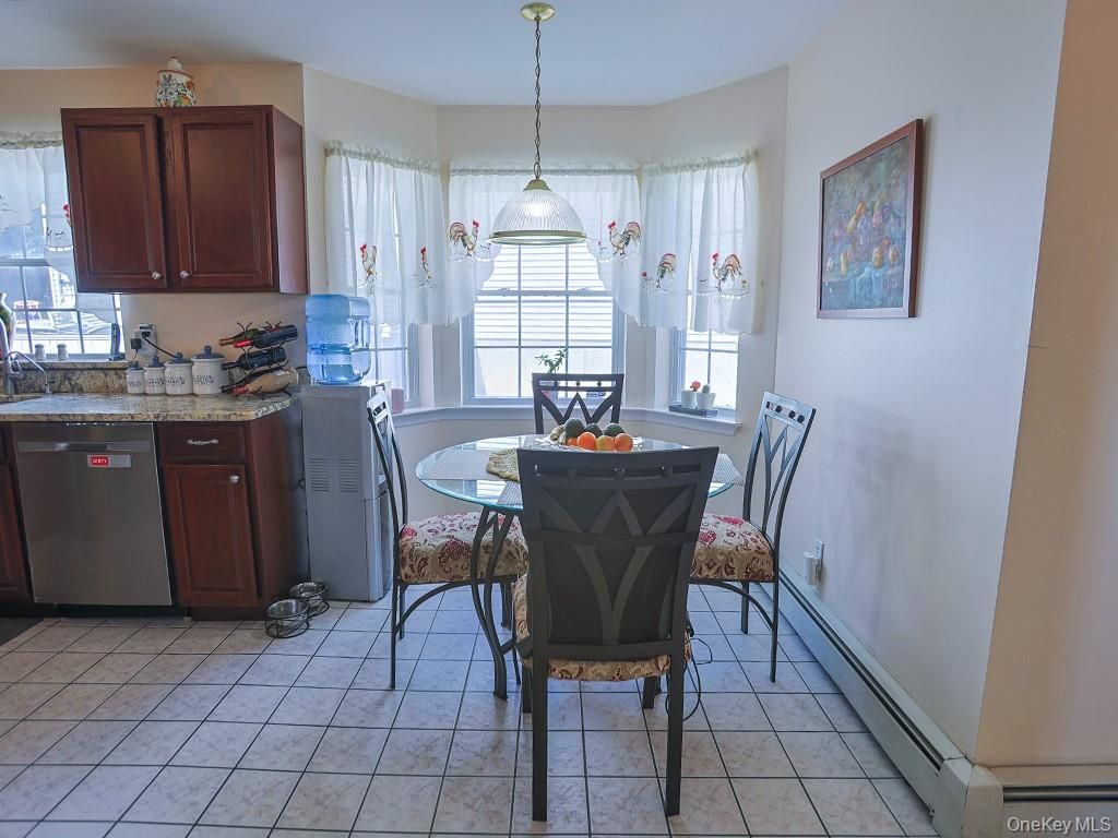 Dining room, Interior, Kitchen, Pendant Lights