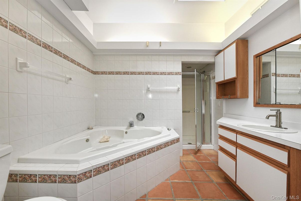 Bathroom, Dual Sink Vanities, Glass Shower, Interior