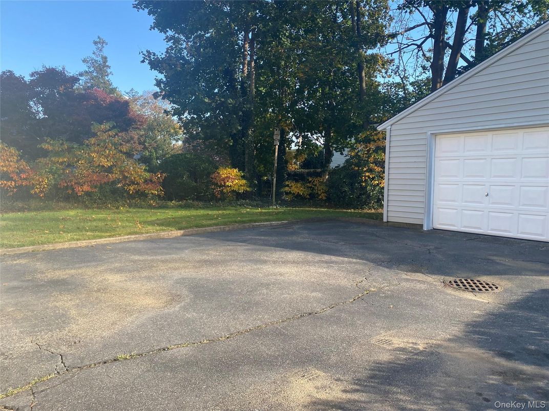 Backyard, Detached Garage, Exterior