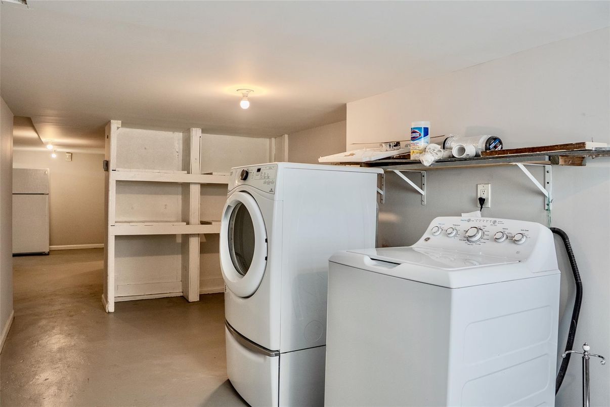 Interior, Utility Closets, Washer