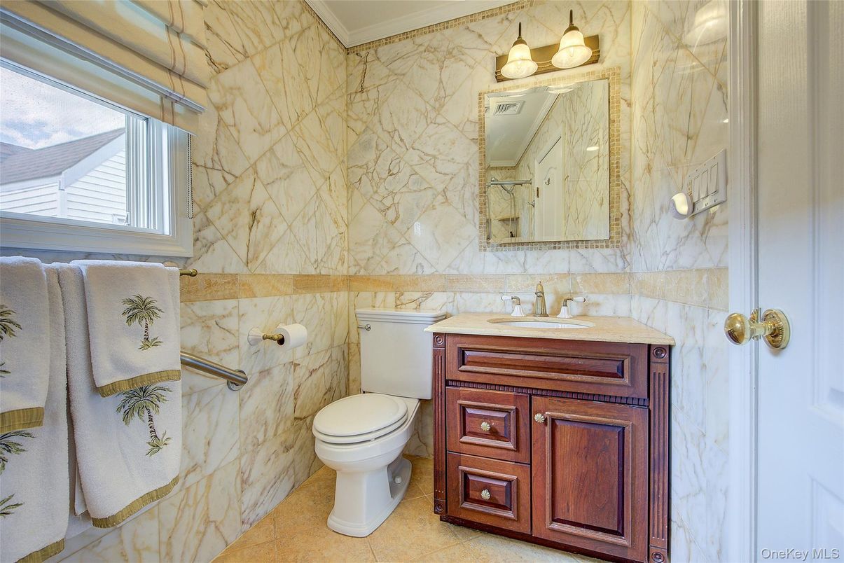 Bathroom, Interior, Marble Walls