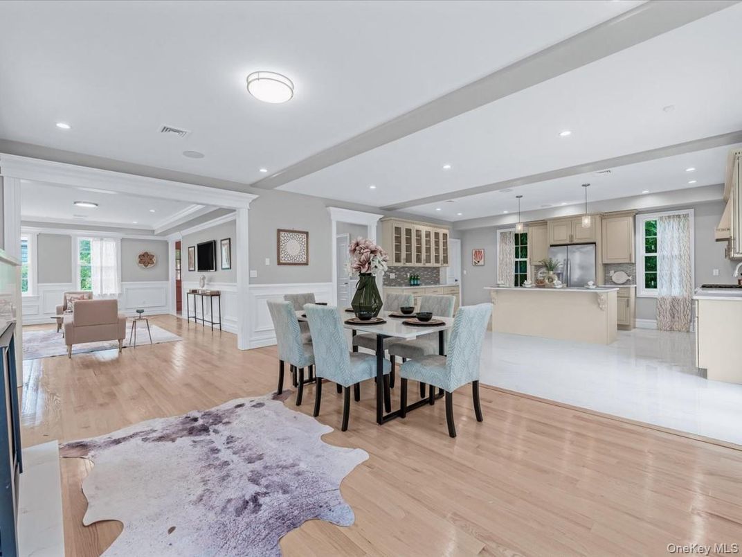 Dining room, Interior, Kitchen, Pendant Lights, Recessed Lighting, Wood Texture Flooring