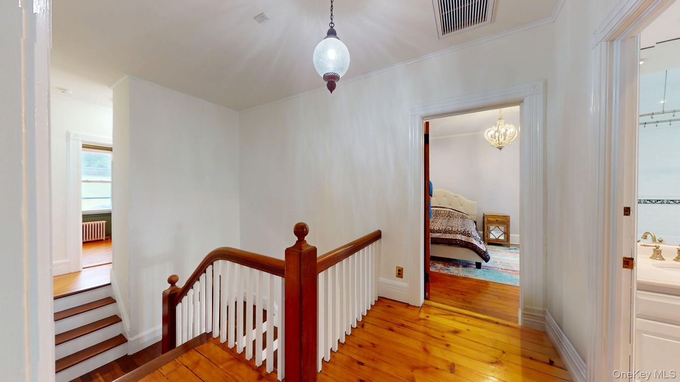 Bedroom, Interior, Pendant Lights, Wood Texture Flooring