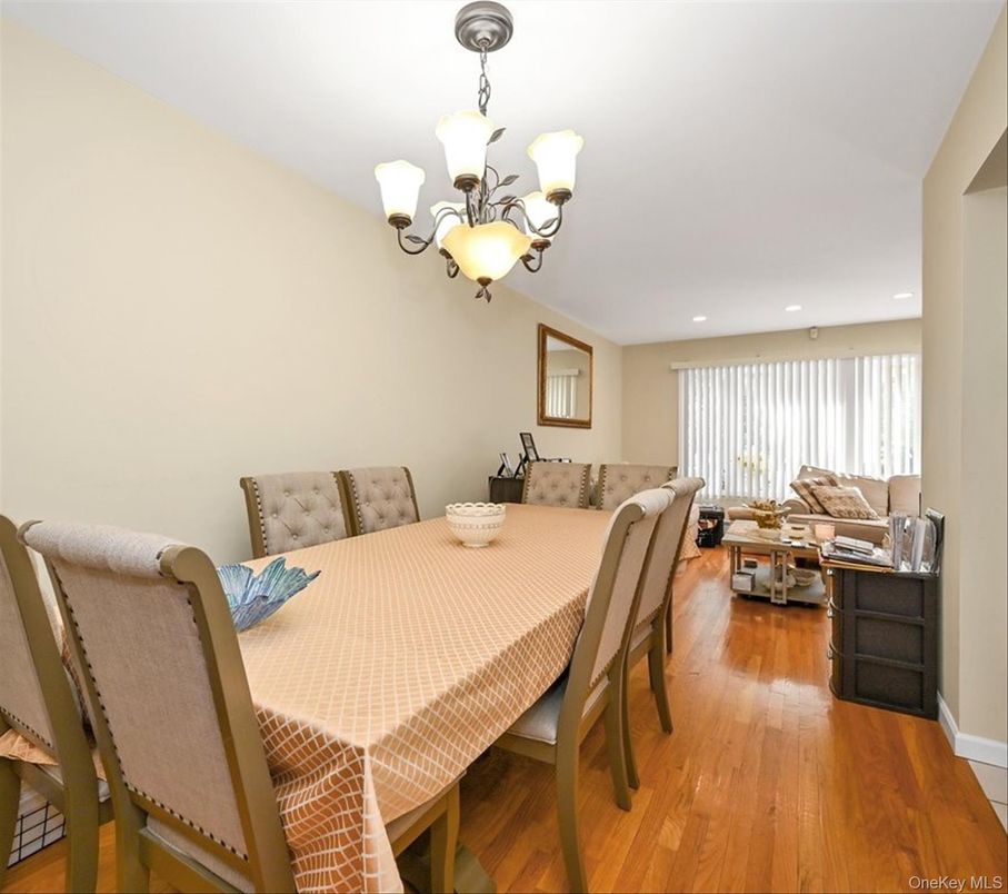 Chandelier, Dining room, Interior, Living room, Recessed Lighting, Wood Texture Flooring
