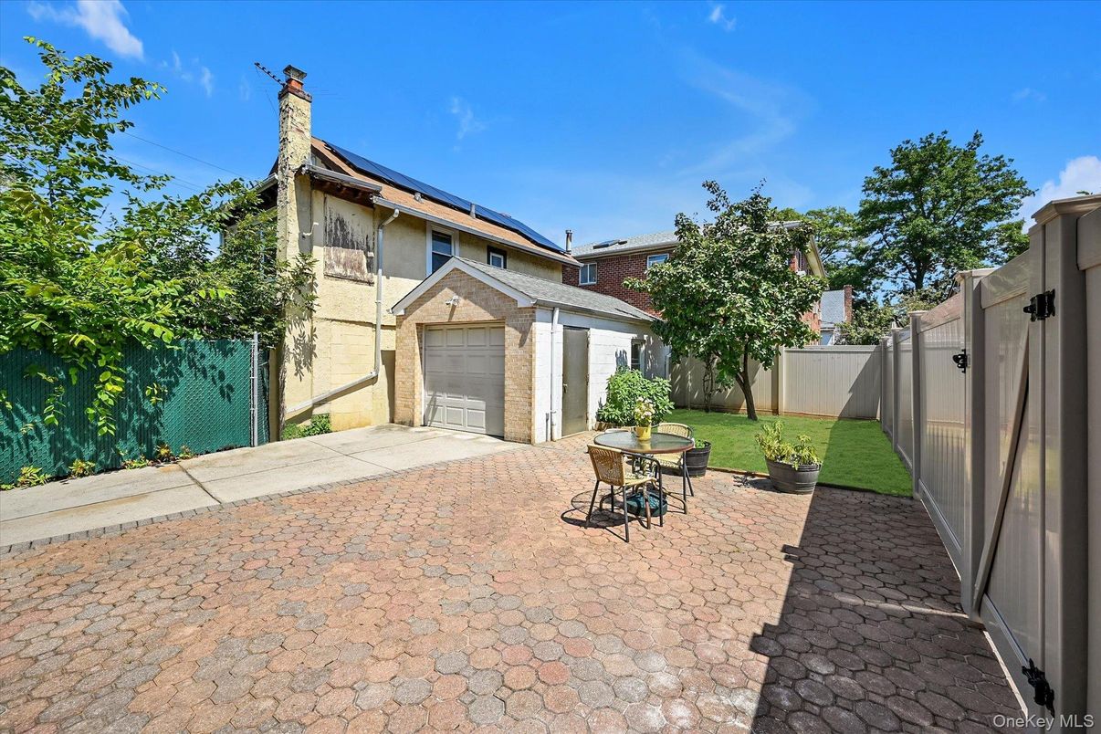 Backyard, Detached Garage, Exterior, Solar Panels
