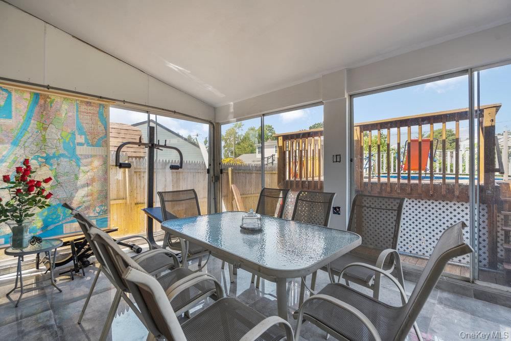 Dining room, Interior, Sun Room