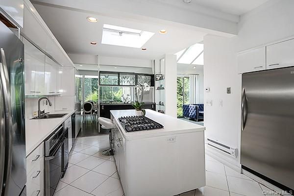 Dining room, Interior, Kitchen, Recessed Lighting