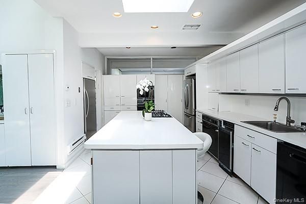 Interior, Kitchen, Recessed Lighting