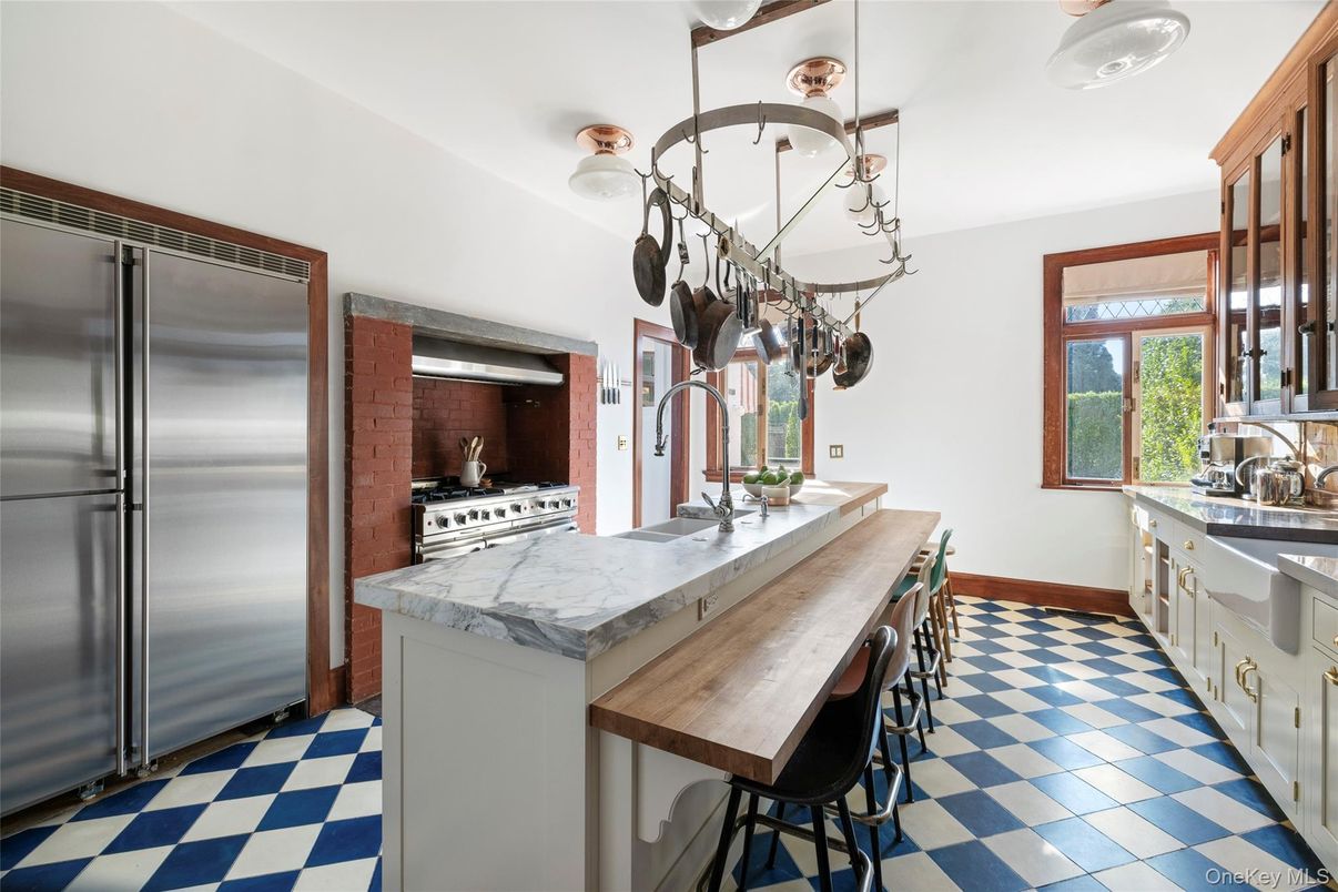 Chandelier, Interior, Kitchen, Stainless Steel Appliances