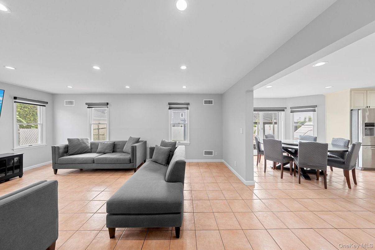 Dining room, Interior, Kitchen, Living room, Recessed Lighting, Stainless Steel Appliances