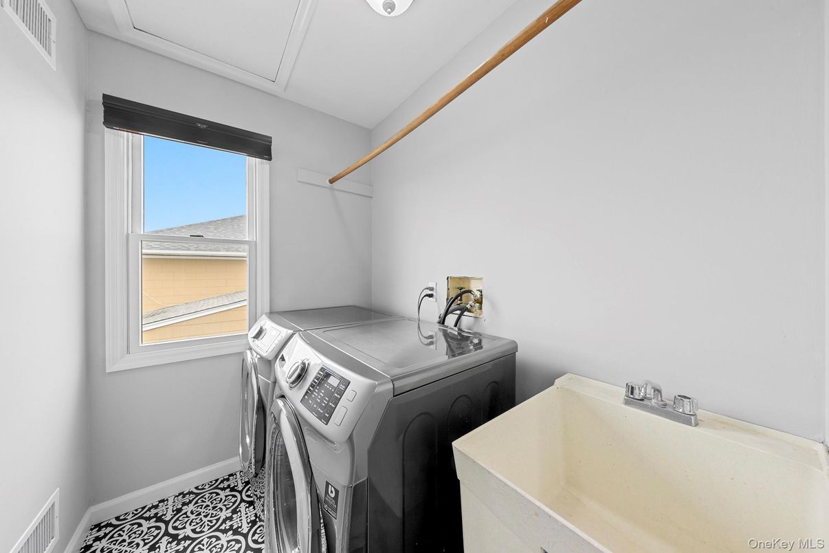 Interior, Washer