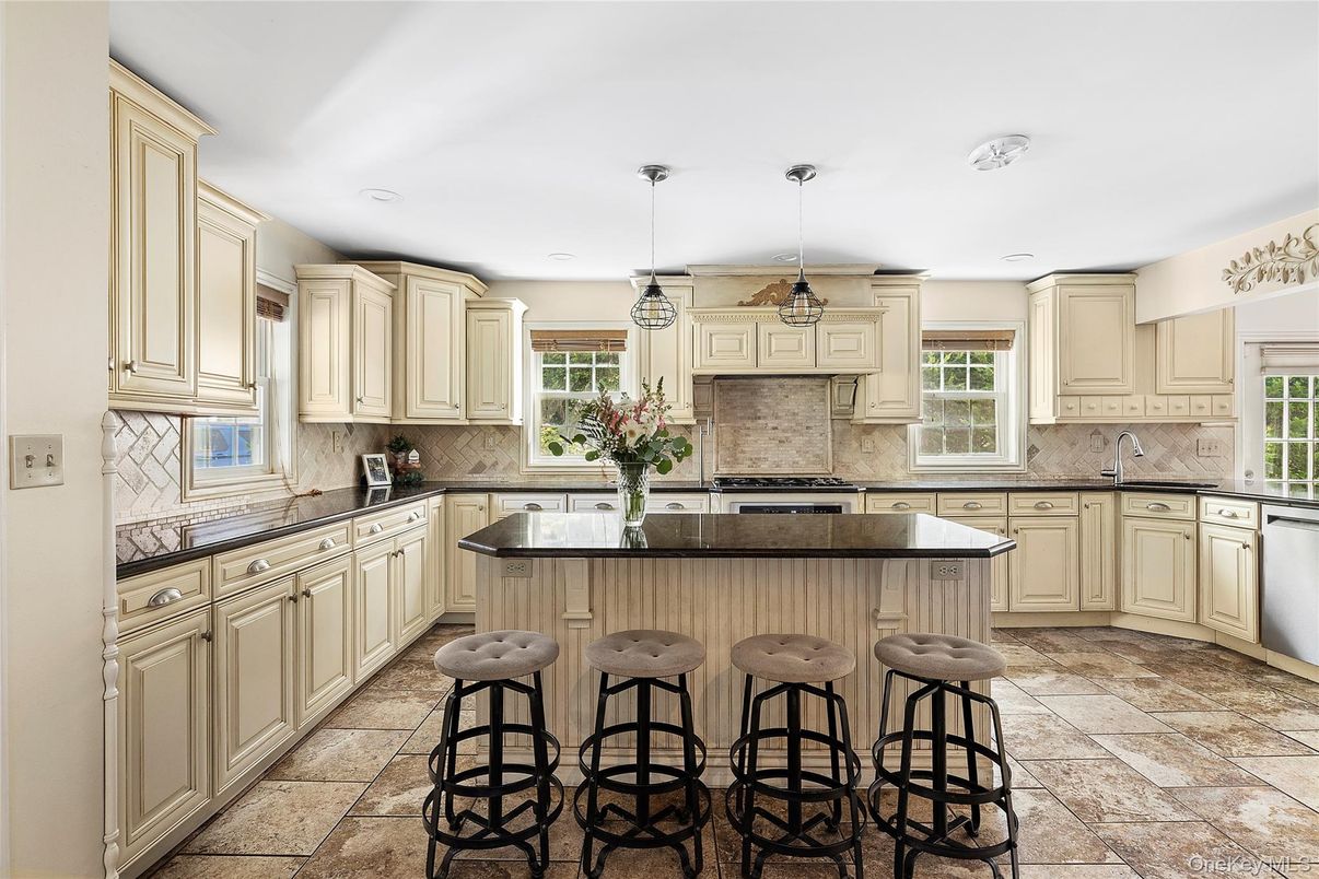 Interior, Kitchen, Pendant Lights, Recessed Lighting