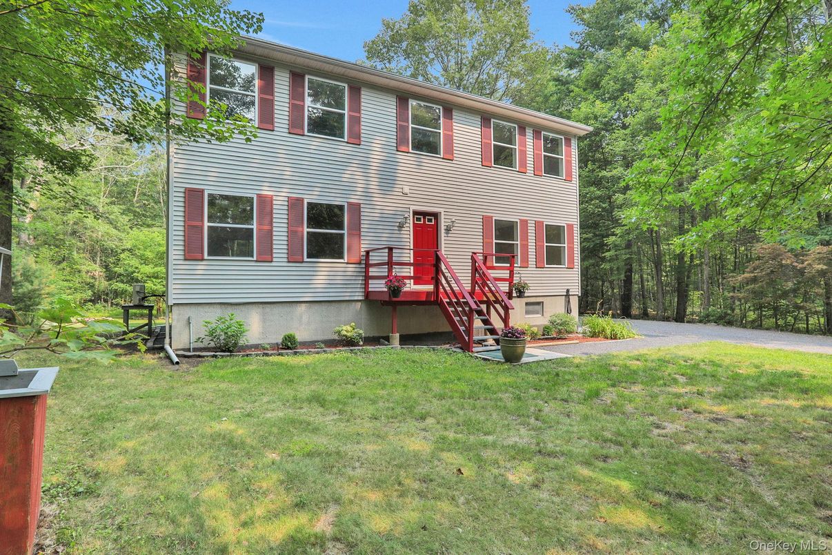 Backyard, Exterior, Facade, Georgian