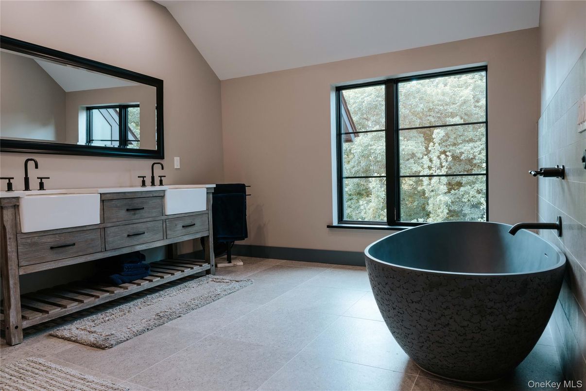 Bathroom, Dual Sink Vanities, Free Standing Baths, Interior