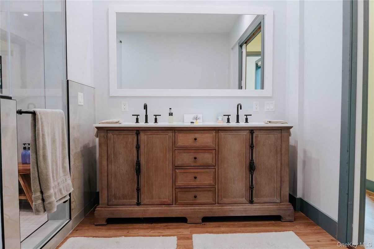 Bathroom, Dual Sink Vanities, Interior, Wood Texture Flooring