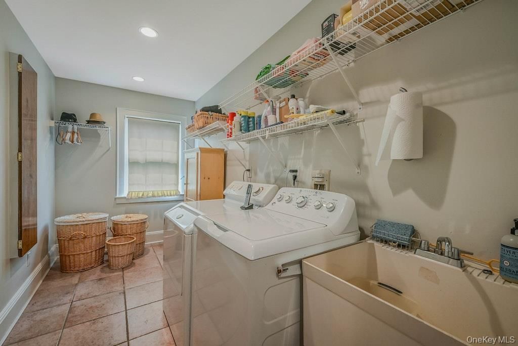 Interior, Recessed Lighting, Washer
