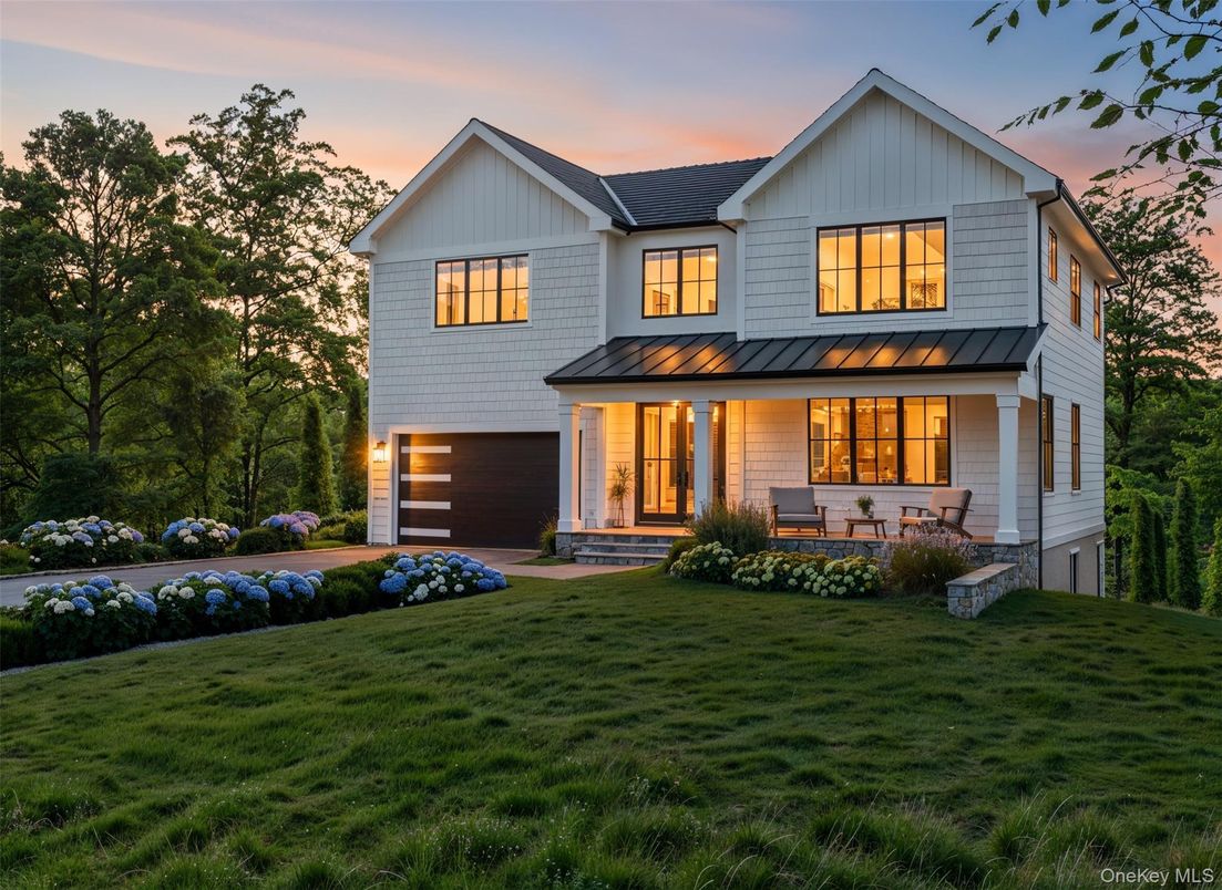 Attached, Exterior, Facade, Farmhouse