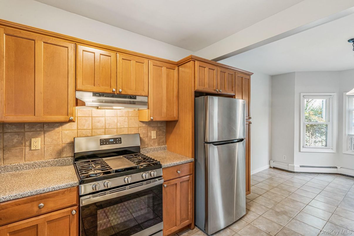 Interior, Kitchen, Stainless Steel Appliances
