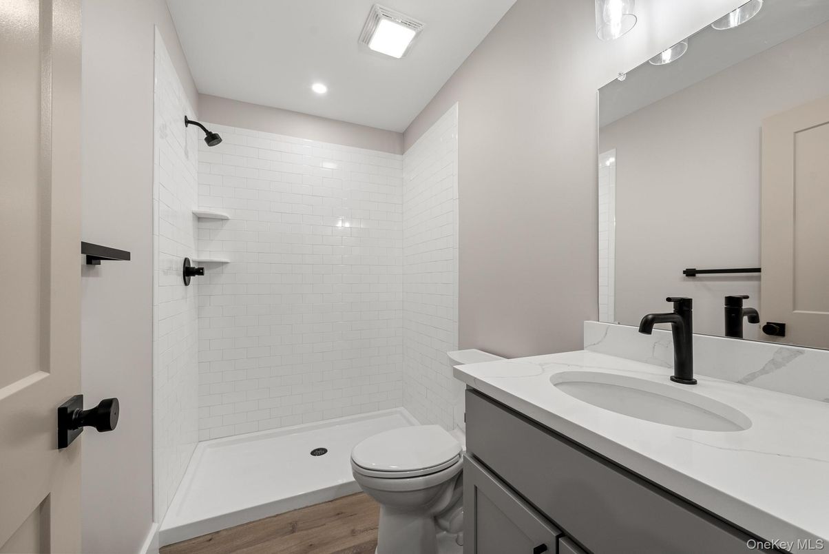 Bathroom, Interior, Recessed Lighting, Wood Texture Flooring