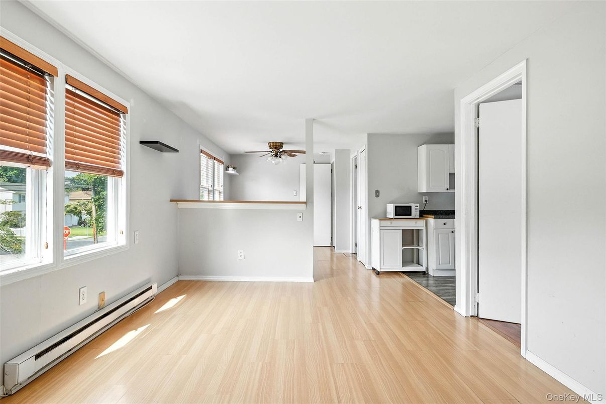 Empty room, Interior, Kitchen, Wood Texture Flooring