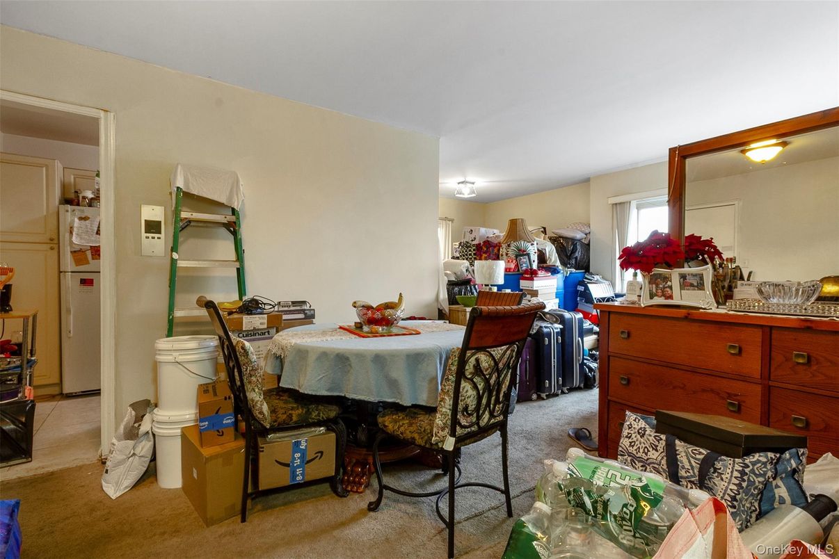 Dining room, Interior