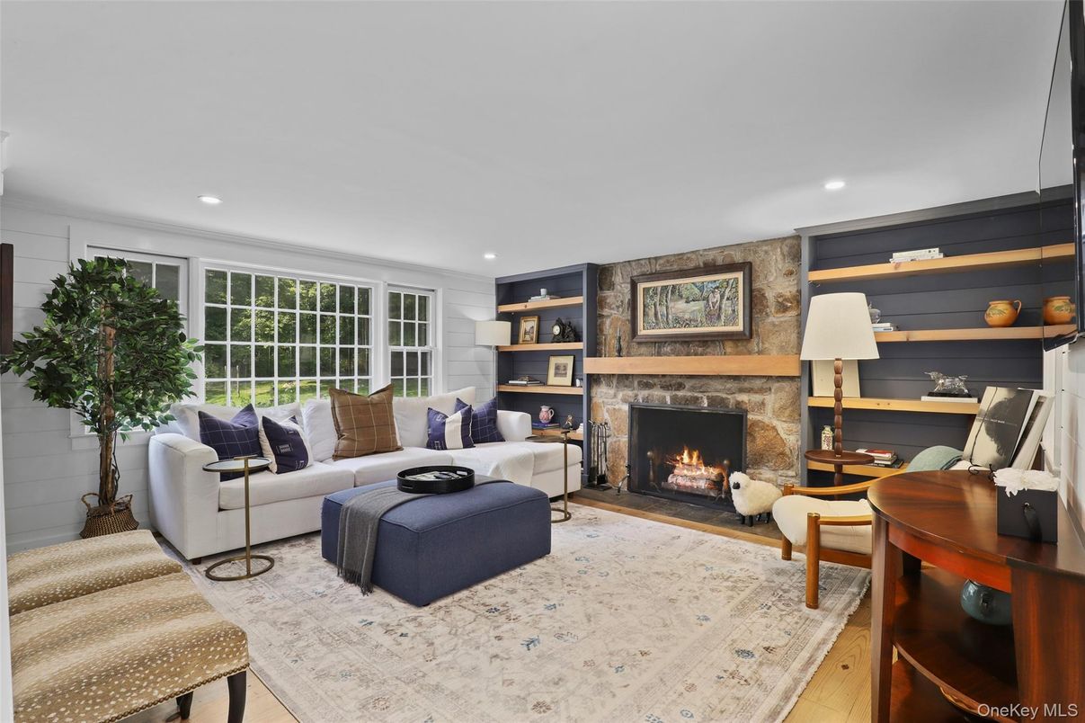 Fireplace, Interior, Living room, Recessed Lighting, Wood Texture Flooring