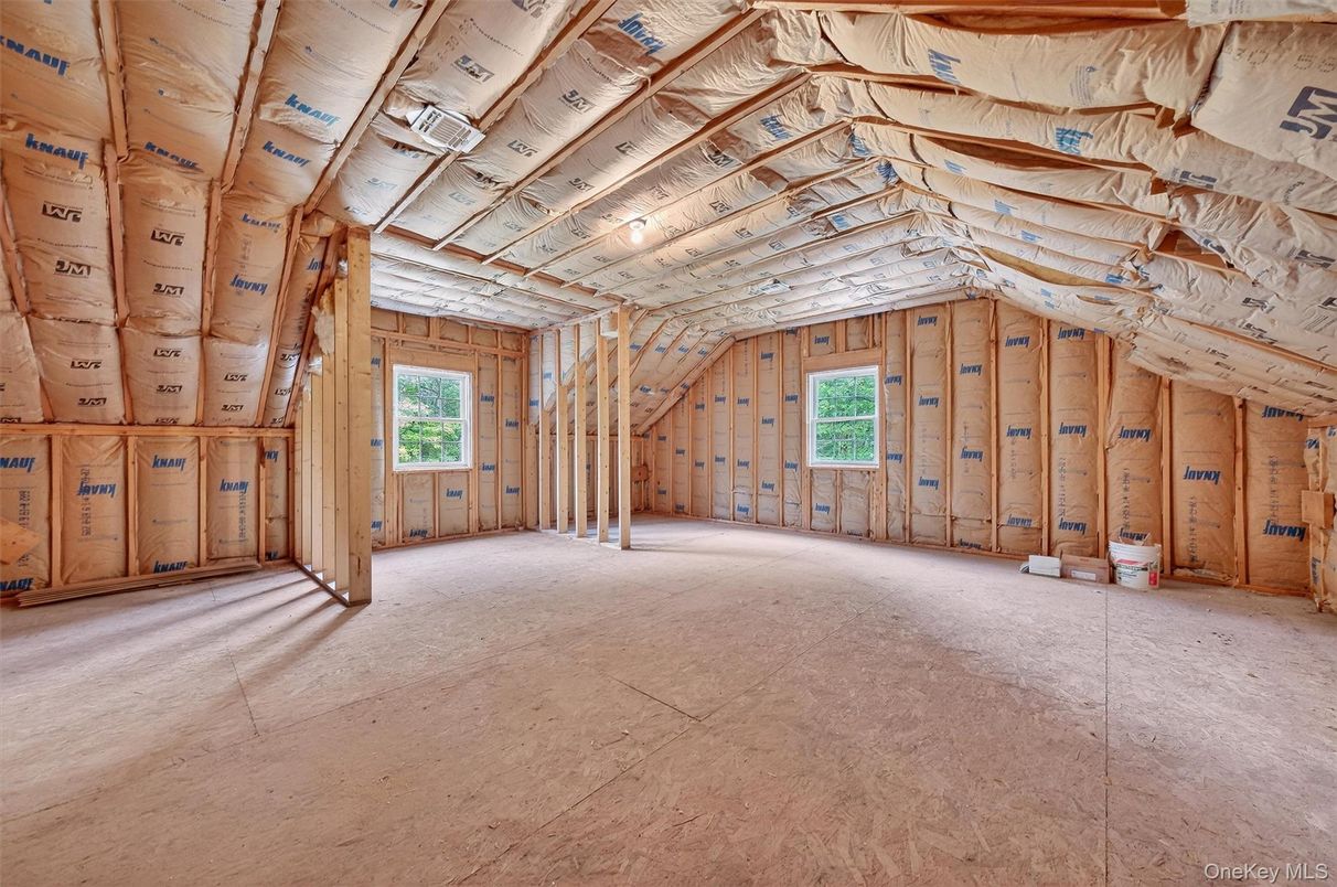 Empty room, Interior, Wooden Beams, Wooden Walls