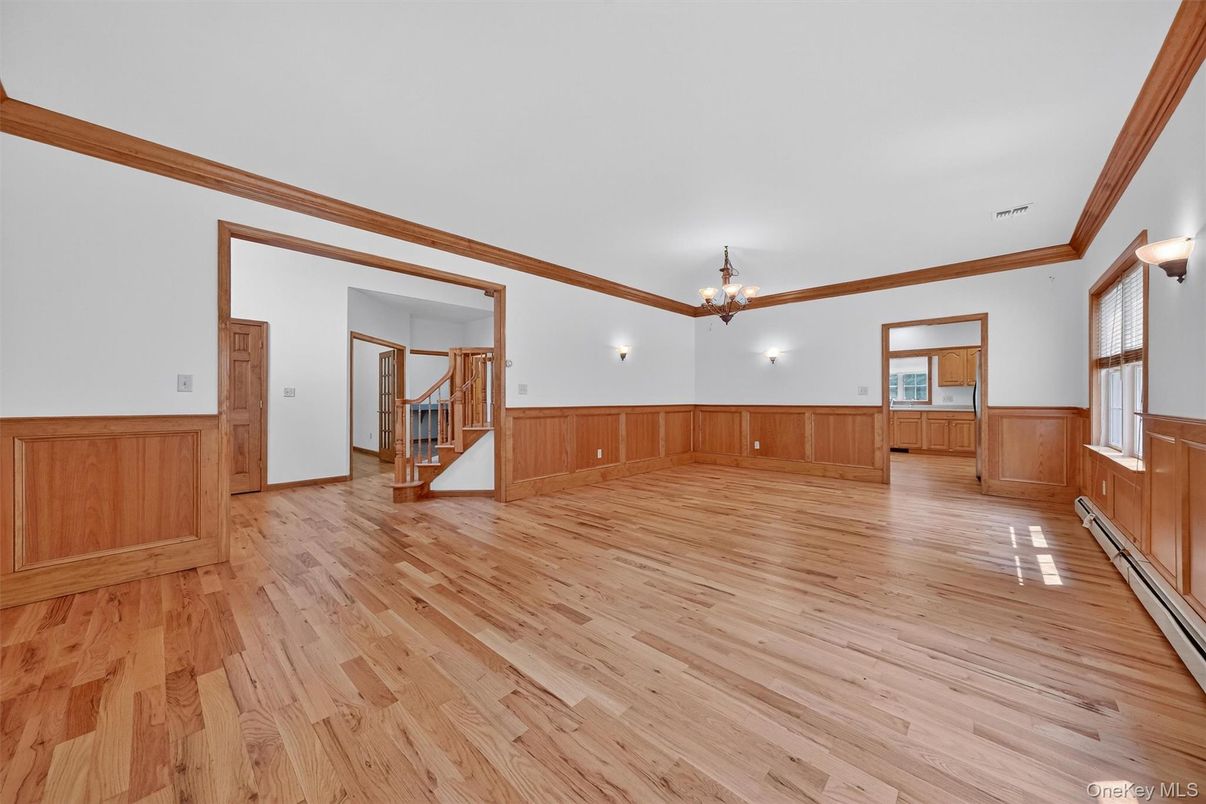 Chandelier, Empty room, Interior, Wood Texture Flooring