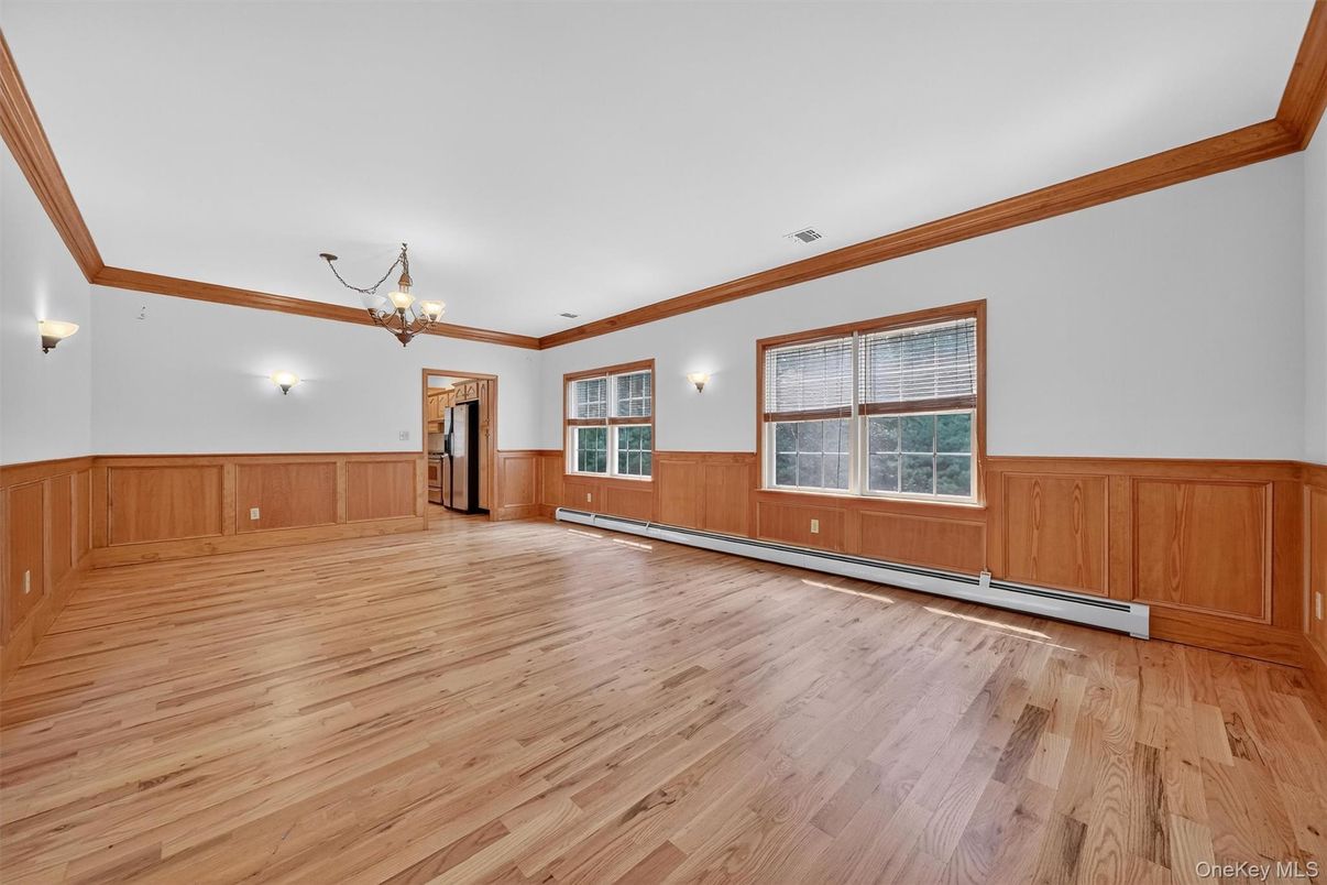 Chandelier, Empty room, Interior, Wood Texture Flooring
