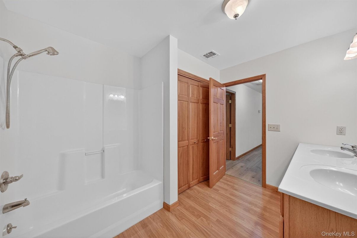 Bathroom, Dual Sink Vanities, Interior, Wood Texture Flooring