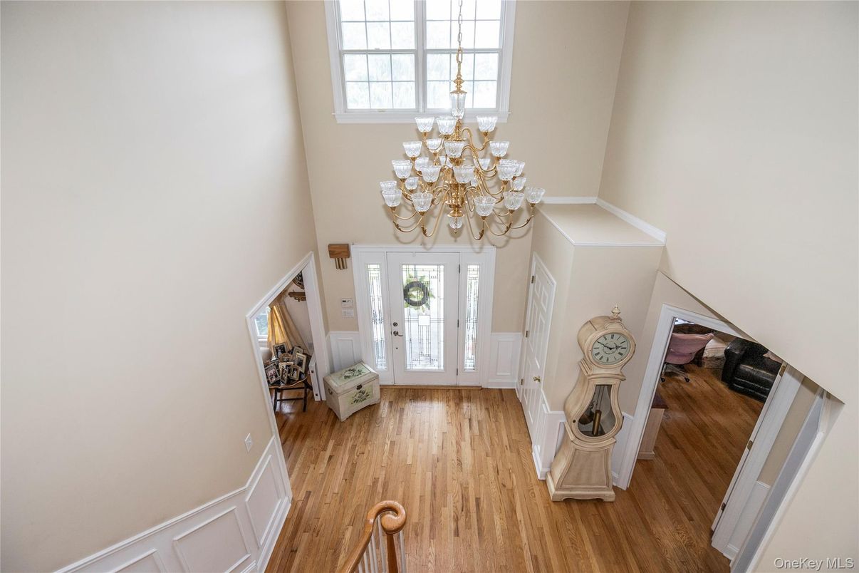 Chandelier, Interior, Wood Texture Flooring