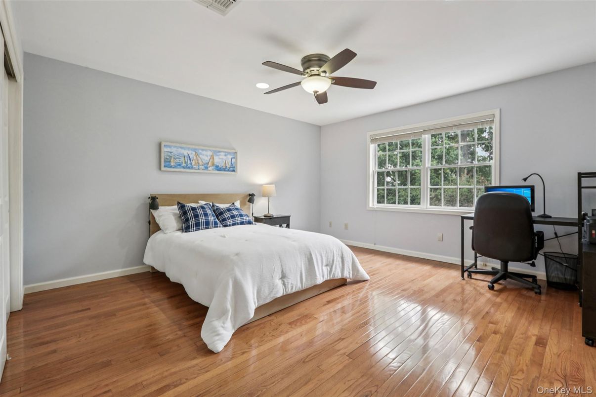 Bedroom, Home Office, Interior, Recessed Lighting, Wood Texture Flooring