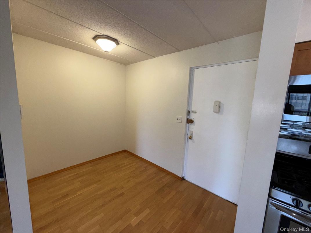 Empty room, Interior, Stainless Steel Appliances, Wood Texture Flooring