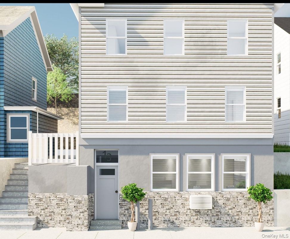 Exterior, Facade, Modern