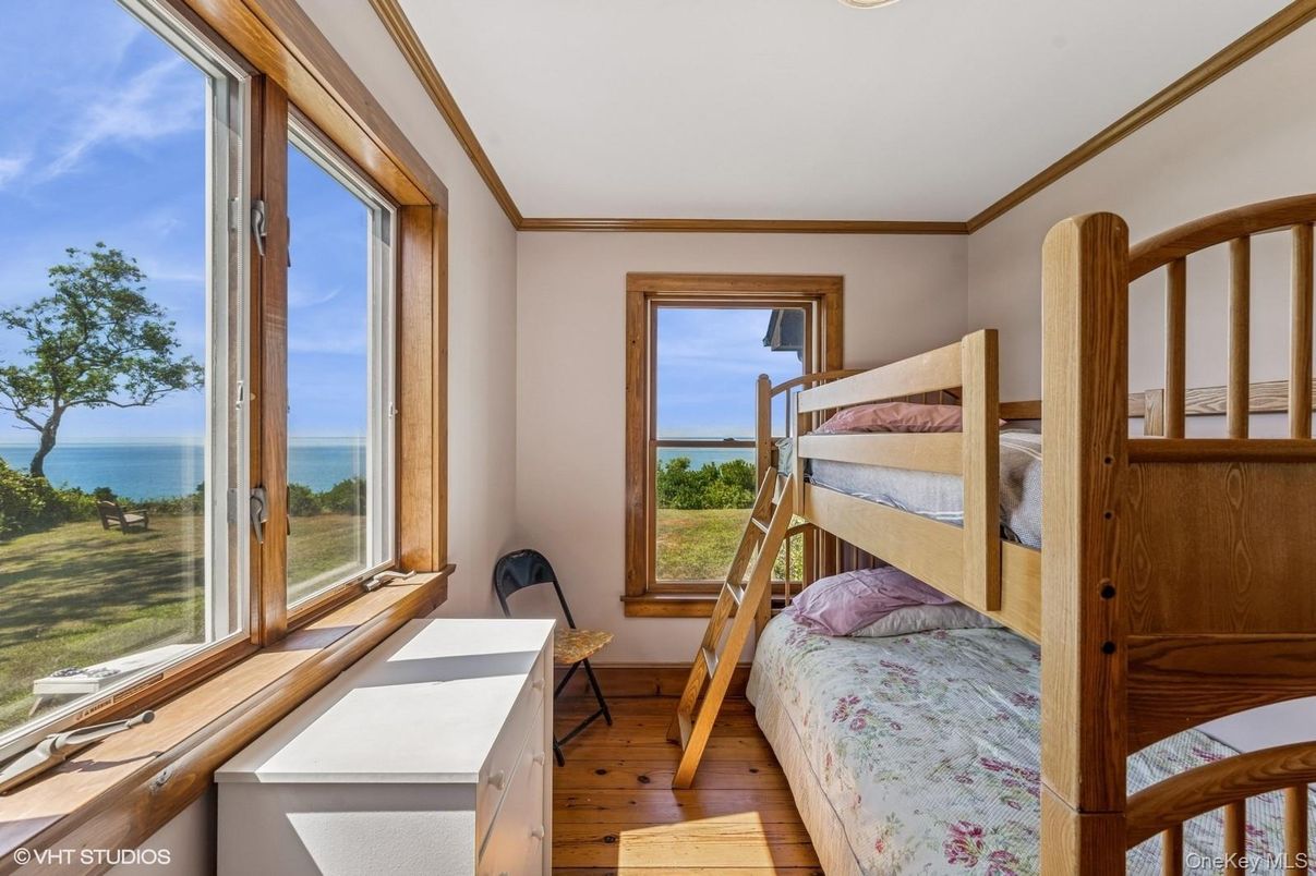 Bedroom, Interior, Water, Wood Texture Flooring
