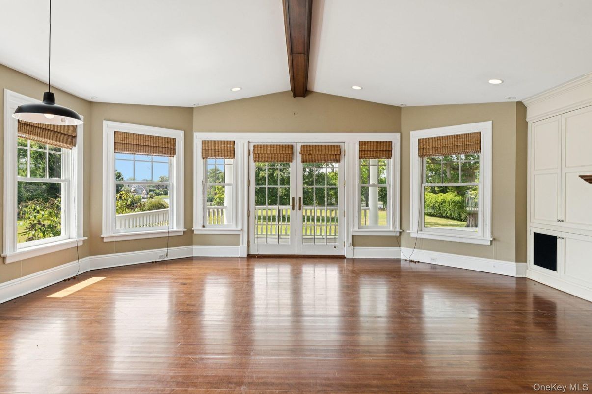Empty room, Interior, Pendant Lights, Recessed Lighting, Wooden Beams, Wood Texture Flooring