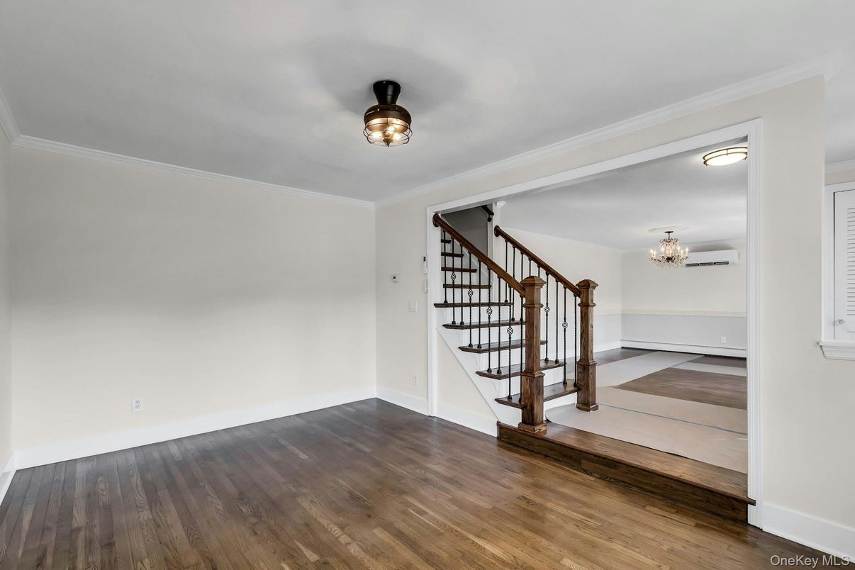 Chandelier, Empty room, Interior, Wood Texture Flooring