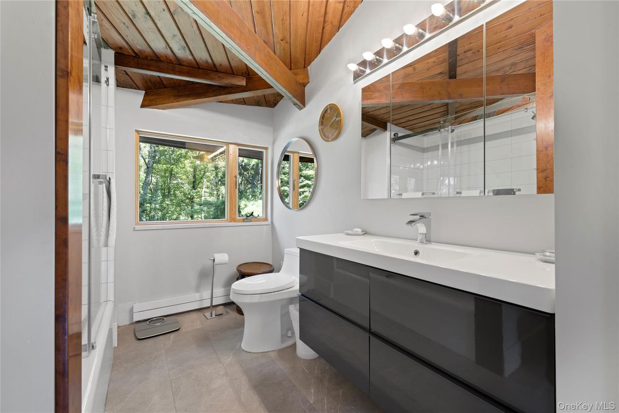Bathroom, Interior, Wooden Beams, Wooden Ceilings