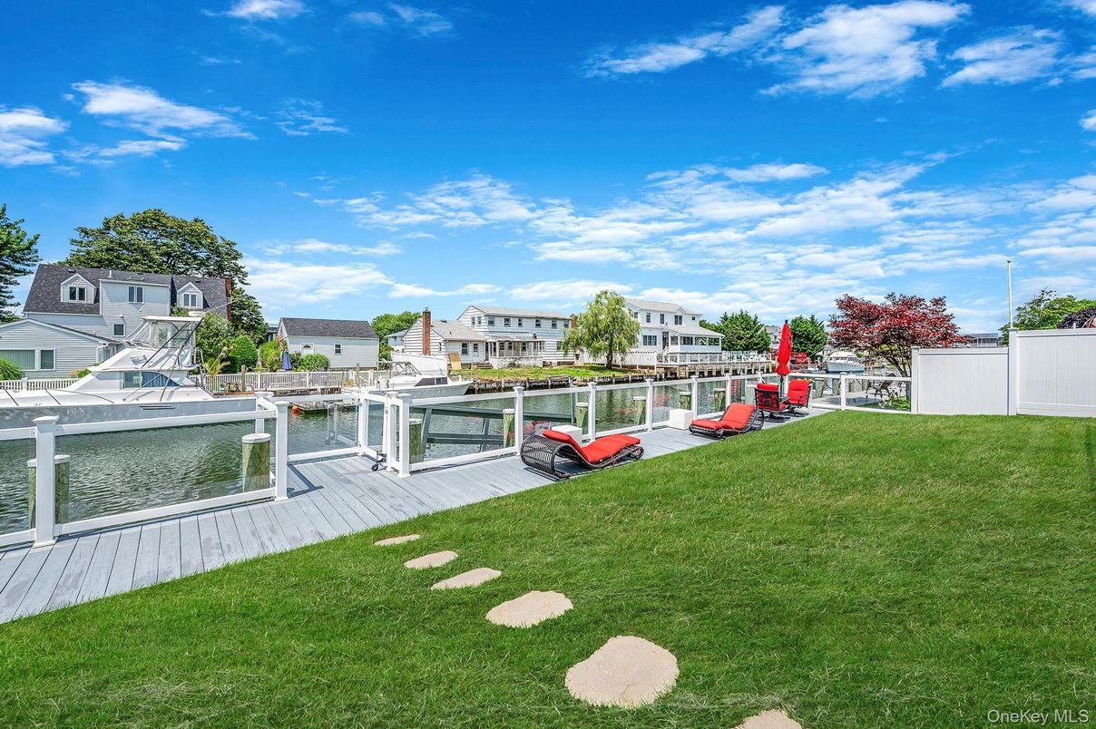Backyard, Exterior, Water