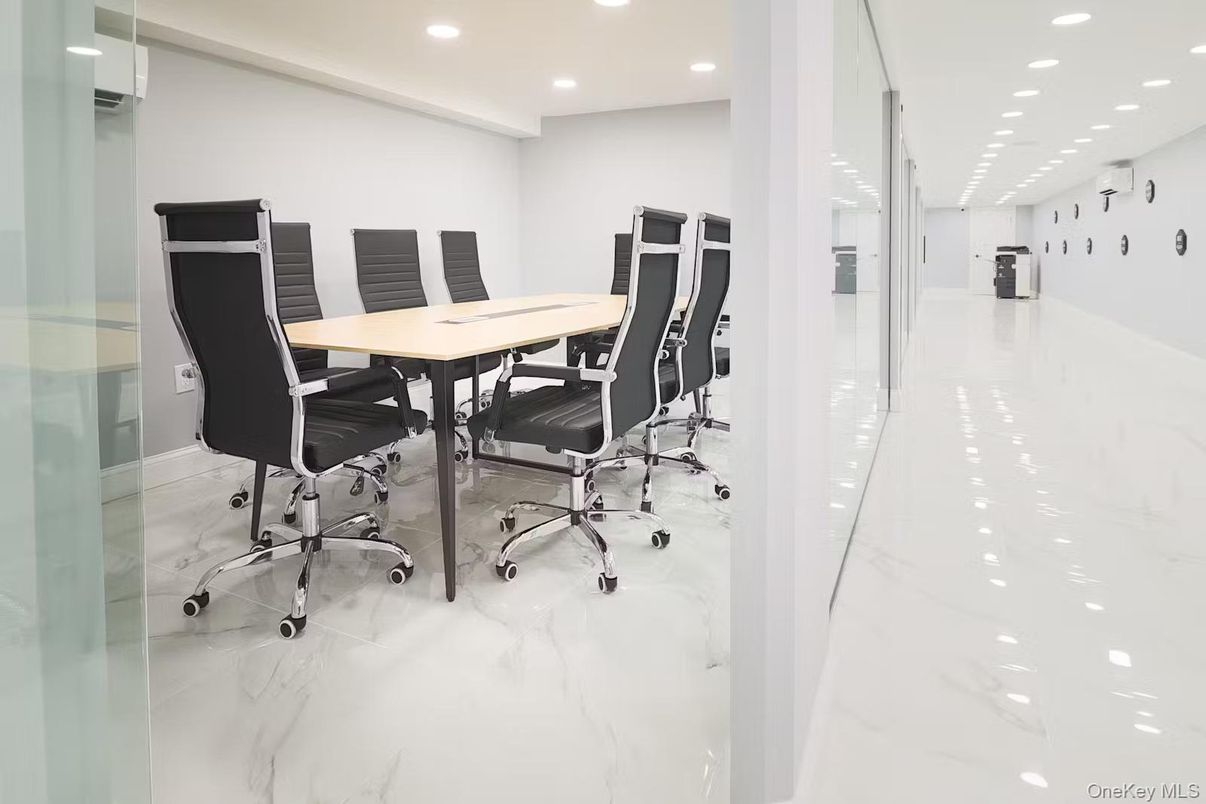 Dining room, Interior, Marble, Recessed Lighting