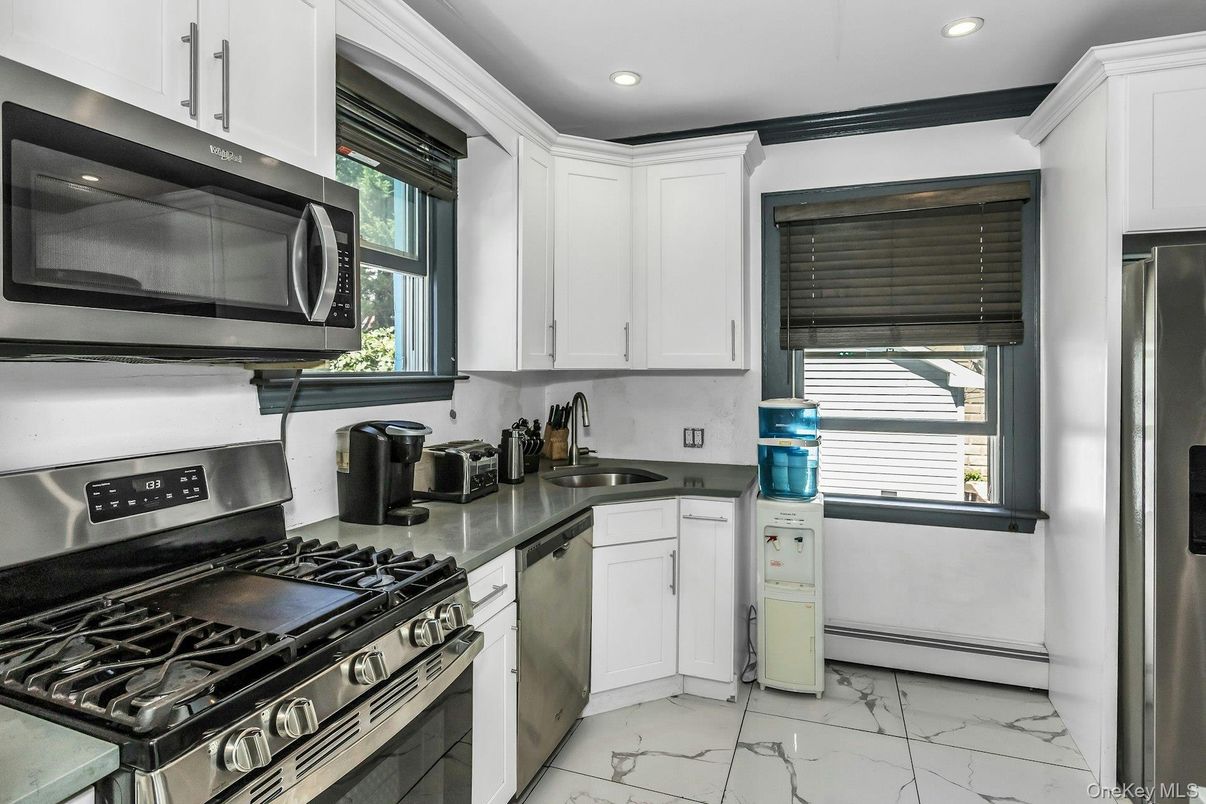 Interior, Kitchen, Marble, Recessed Lighting, Stainless Steel Appliances