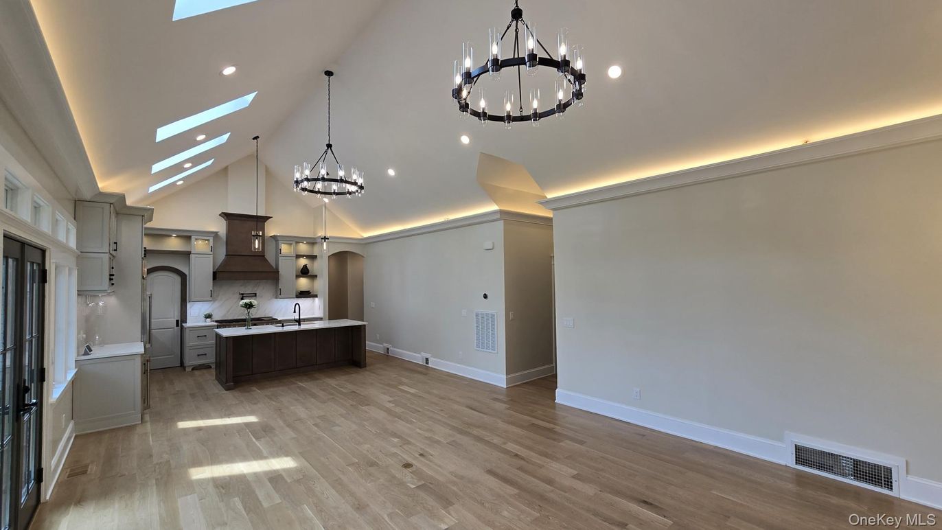 Chandelier, Interior, Kitchen, Pendant Lights, Recessed Lighting, Wood Texture Flooring