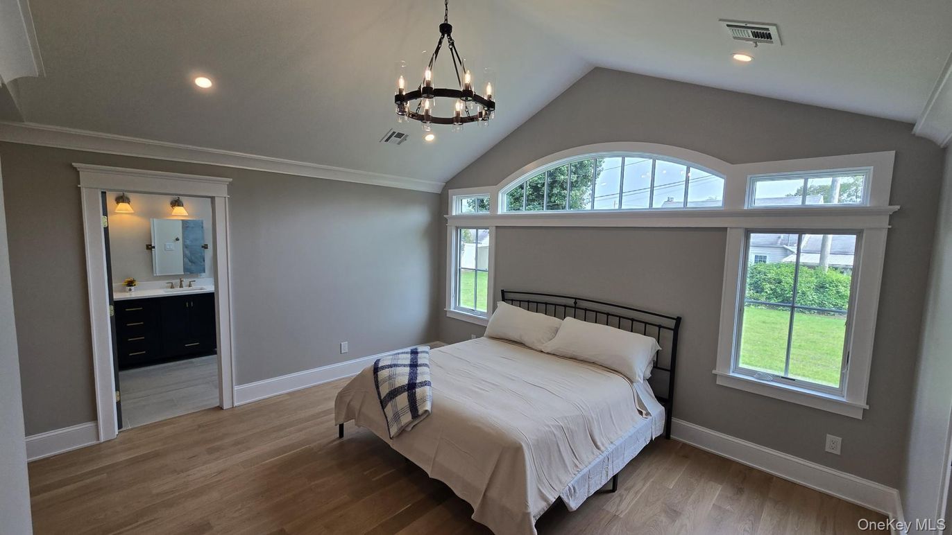 Bedroom, Interior, Pendant Lights, Recessed Lighting, Wood Texture Flooring