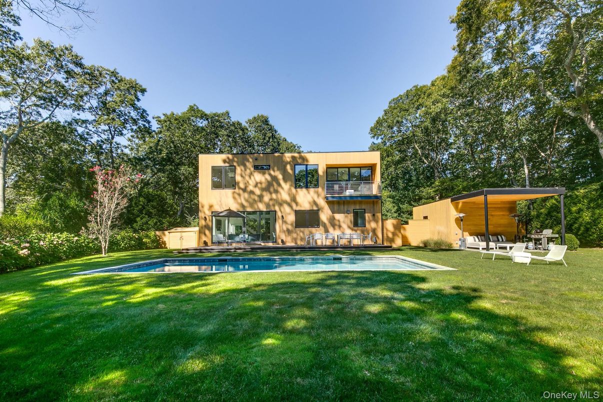 Backyard, Exterior, Pool