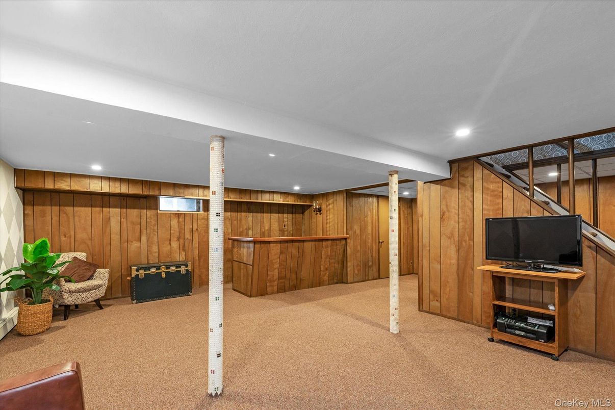 Interior, Recessed Lighting, Wooden Walls