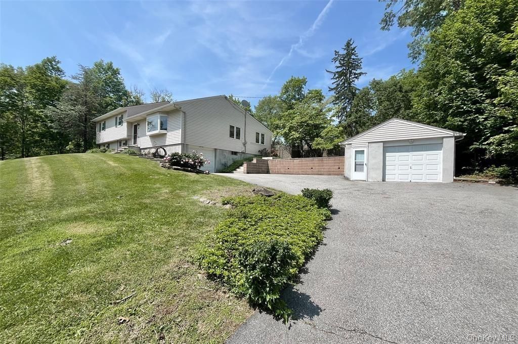 Backyard, Detached Garage, Exterior