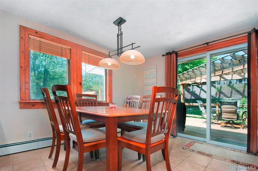 Dining room, Interior, Pendant Lights