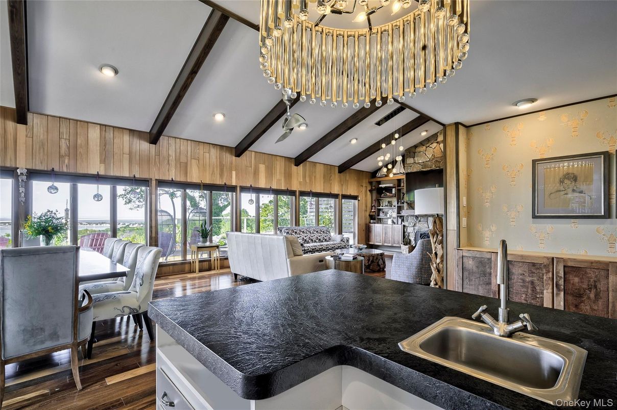 Chandelier, Dining room, Interior, Living room, Recessed Lighting, Wood Texture Flooring