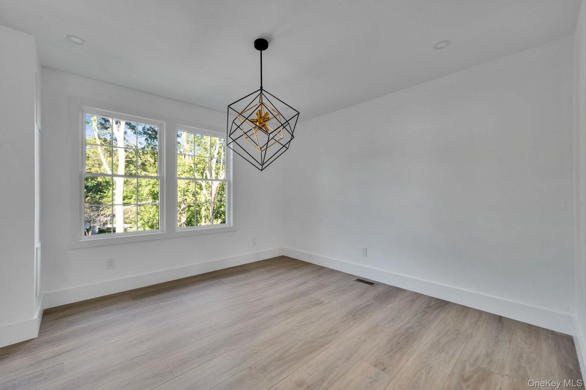 Empty room, Interior, Pendant Lights, Wood Texture Flooring